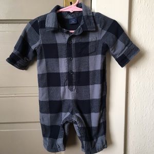 ☀️3 for $15☀️ Gap hipster flannel baby romper